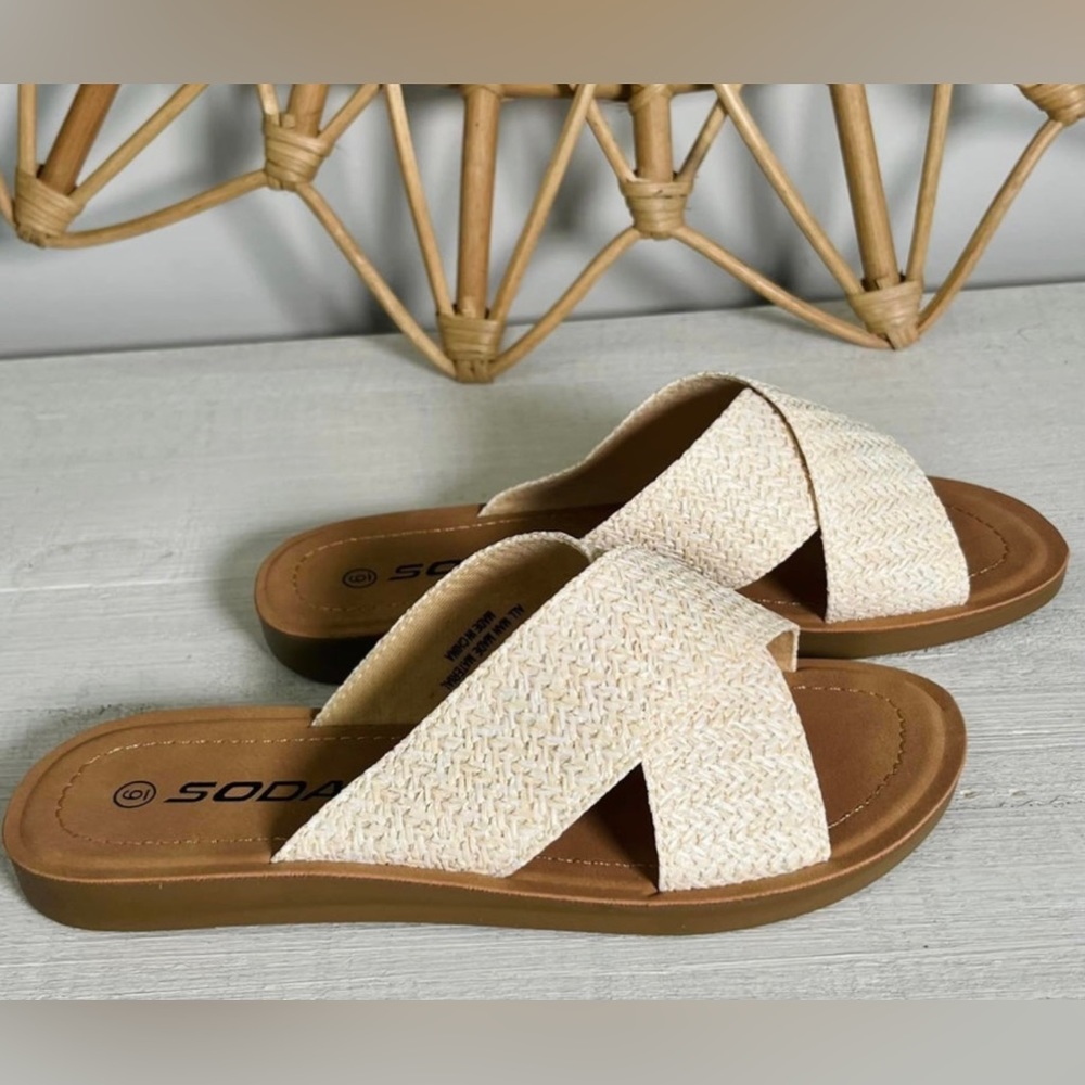 Woven Sandal Size 6